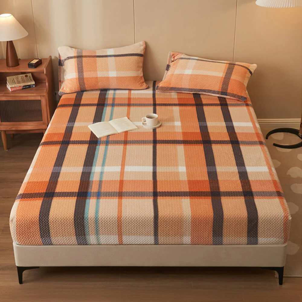 Classic Pineapple Grid Velvet Warm Fitted Sheet Mattress Cover - Holidayae