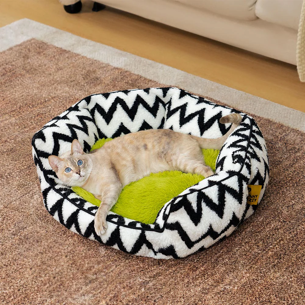 Plush Retreat Chevron Cat Bed-The Warm Hugger - Holidayae