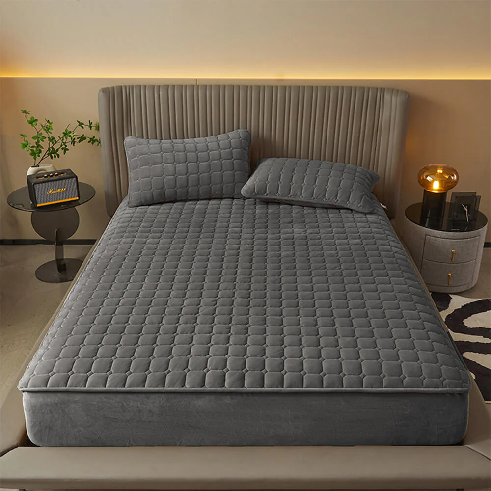 Plush Velvet Breathable Warm Fitted Sheet Mattress Cover - Holidayae