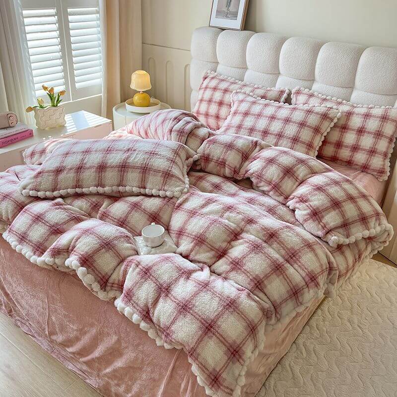 Trendy Fluffy Plaid Soft Plush Bed Sheet Set - Holidayae