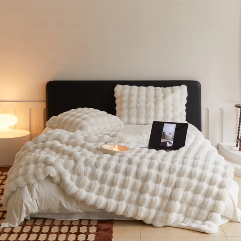 Premium Bubble Double Layer Thickened Faux Rabbit Fur Blanket - Holidayae