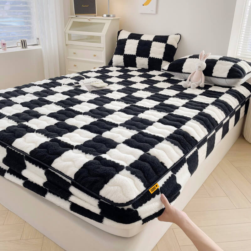 Milk Velvet Checkered Bedding Fitted Sheet Mattress Cover - Holidayae