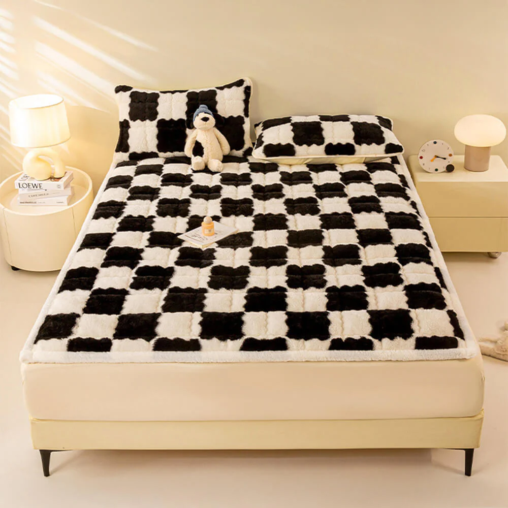 Warm Checkerboard Plush Mattress Topper and Pillowcase - Holidayae