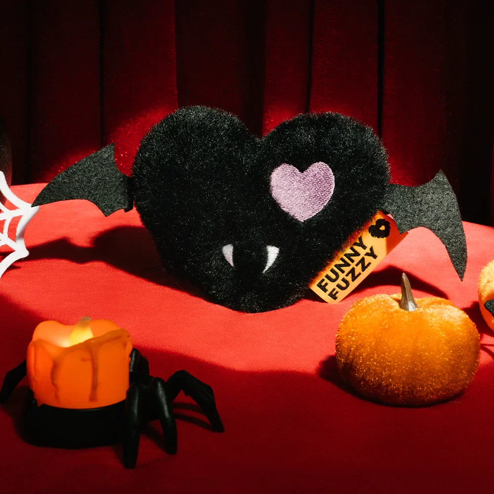 Halloween Plush Squeaky Dog Toy - Bat Heart - Holidayae