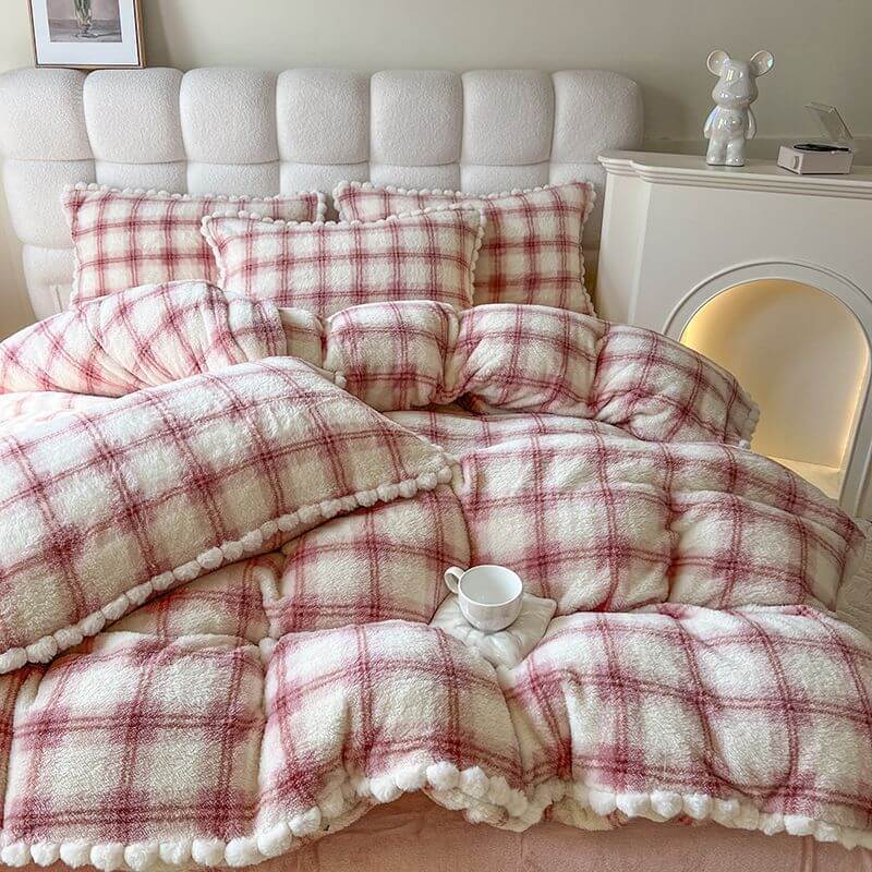 Trendy Fluffy Plaid Soft Plush Bed Sheet Set - Holidayae